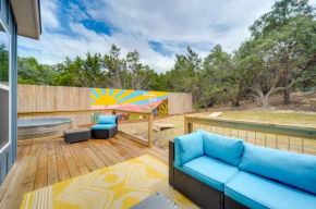 Canyon Lake Oasis Backyard and Wraparound Deck!